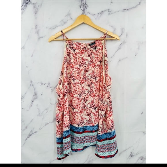 Rue21+ Floral Lace Halter Tank Top - Picture 3 of 6